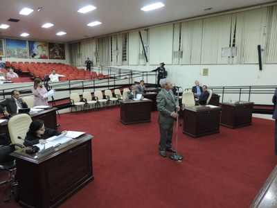 26ª sessão aprova 16 proposituras
