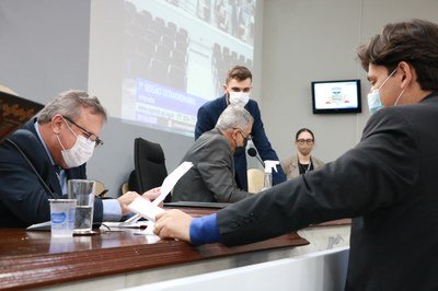 34ª sessão traz sete itens na pauta 