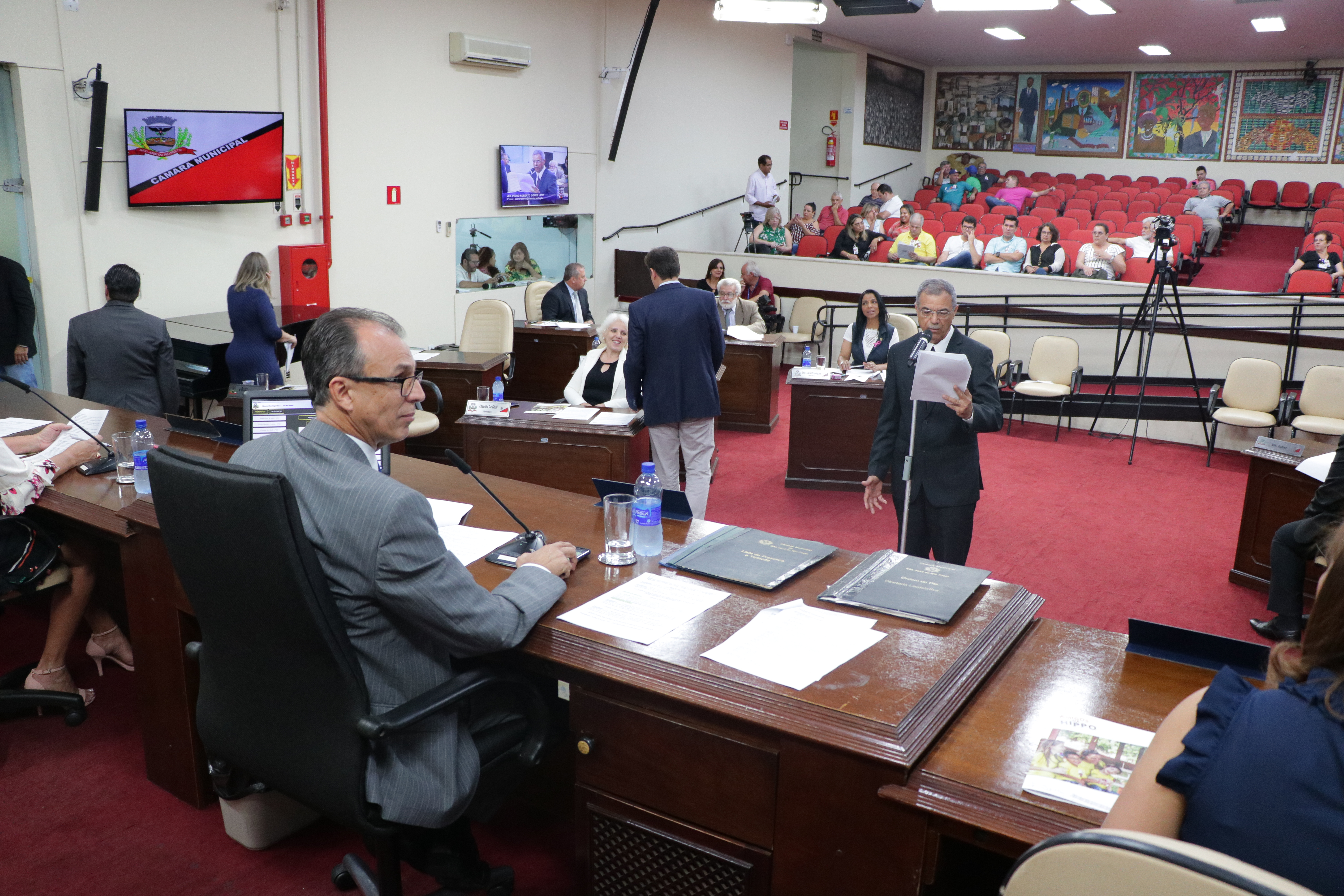 Vereadores aprovam quatro projetos durante 35ª sessão ordinária