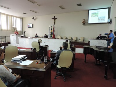 38ª sessão aprova 12 proposituras