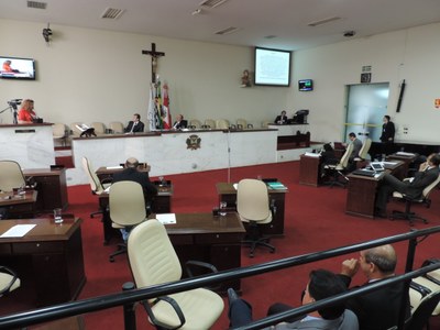 39ª Sessão discute 13 proposituras