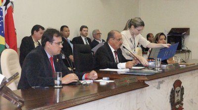 Legislativo aprova sete projetos na 44ª Sessão Ordinária