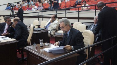 6ª Sessão Ordinária aprova sete proposituras