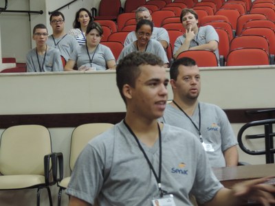 Alunos do Senac visitam sede do Poder Legislativo