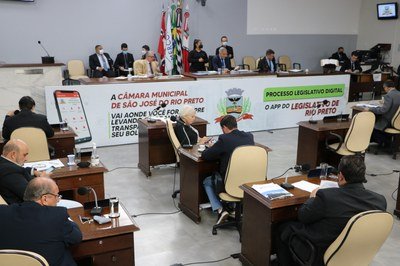 Aprovado programa de prorrogação de licença maternidade