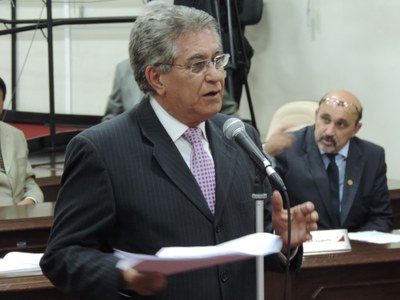 Aprovado na legalidade projeto que regulamenta serviços de couvert