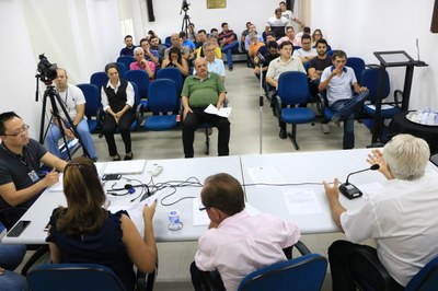Audiência pública dá aval a bares e restaurantes na Redentora