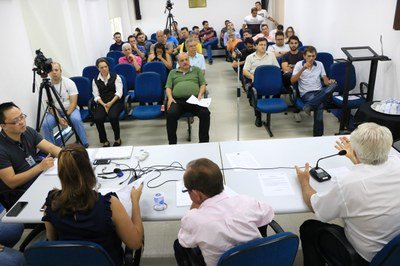 Audiência pública dá aval a bares e restaurantes na Redentora