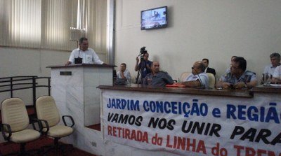Autoridades e moradores participam de audiência pública