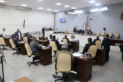 Câmara analisa 13 itens durante a 25ª sessão