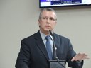 Câmara analisa dois vetos e cinco projetos