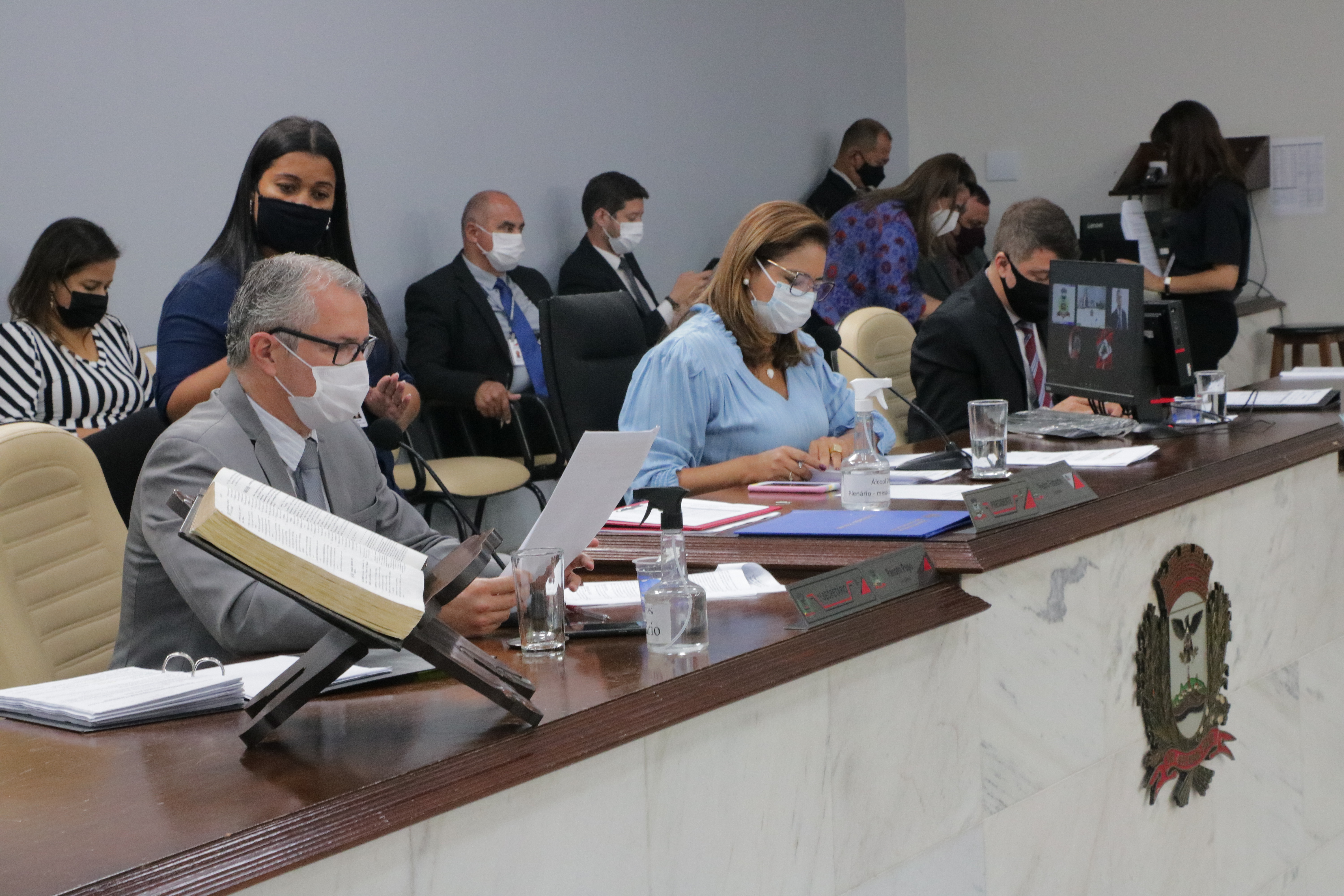 Câmara aprova 10 projetos na 52ª sessão ordinária