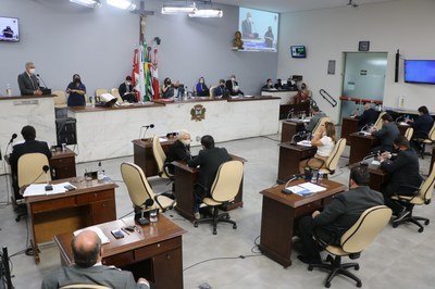 Câmara aprova 12 propostas durante 33ª sessão