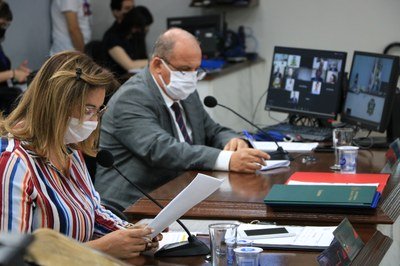 Câmara aprova 9 projetos na  25ª sessão ordinária