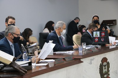 Câmara aprova cinco projetos durante 35ª sessão ordinária
