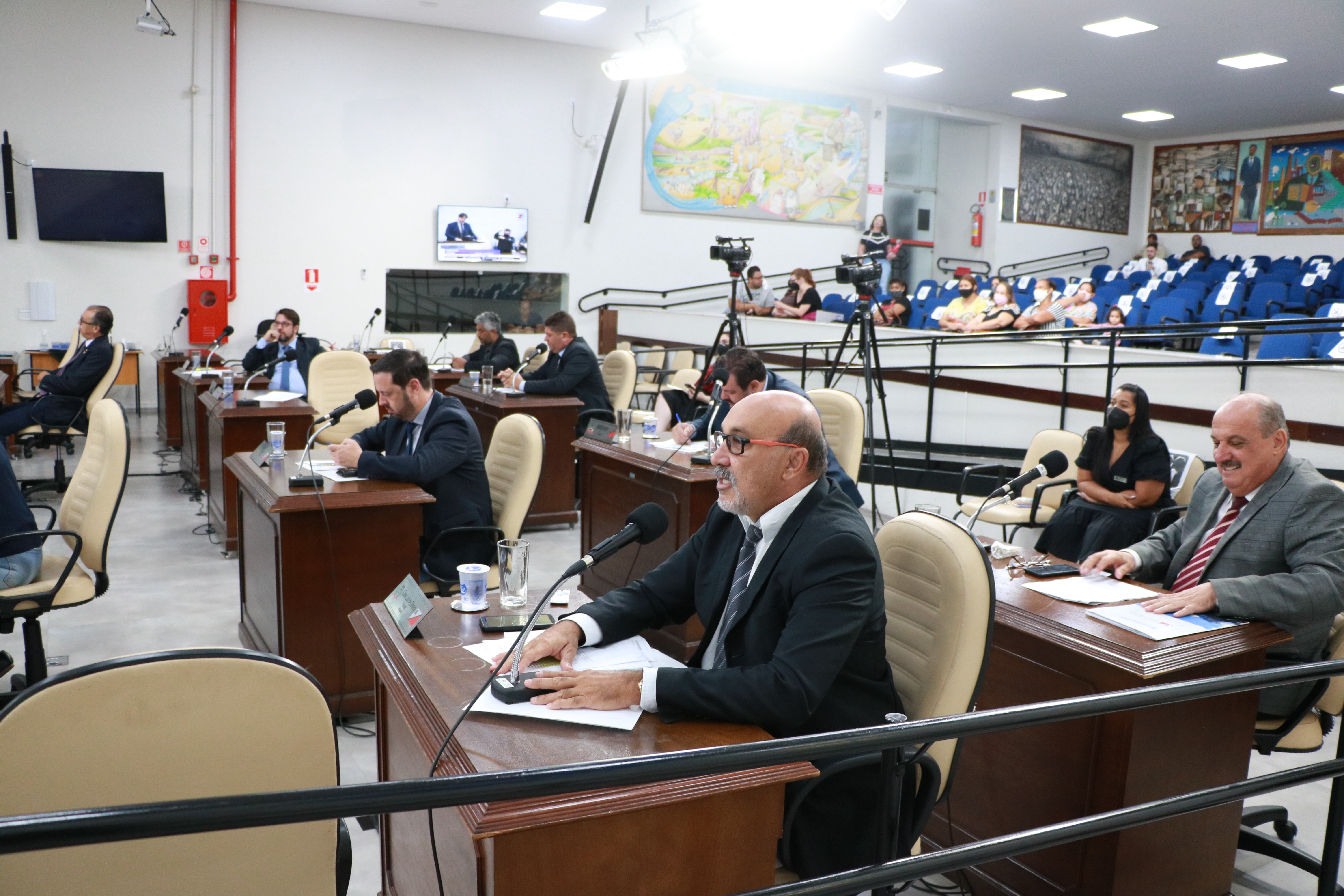 Câmara aprova isenção de Área Azul para profissionais de ensino