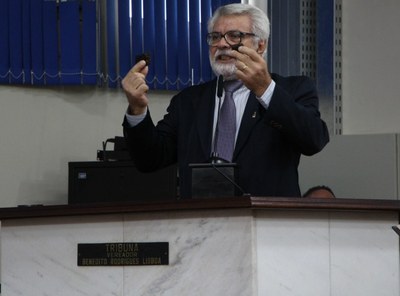 Câmara aprova legalidade de projeto que proíbe venda de gás de buzina