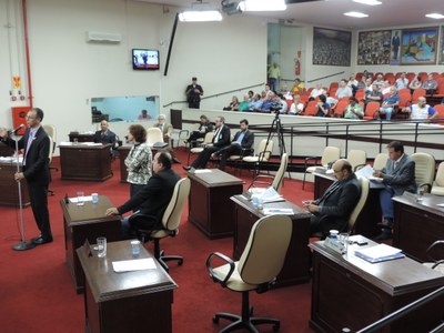 Câmara aprova quatro projetos na 33ª Sessão Ordinária