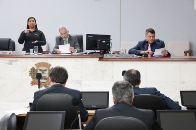 Câmara aprova quatro propostas na 49ª sessão