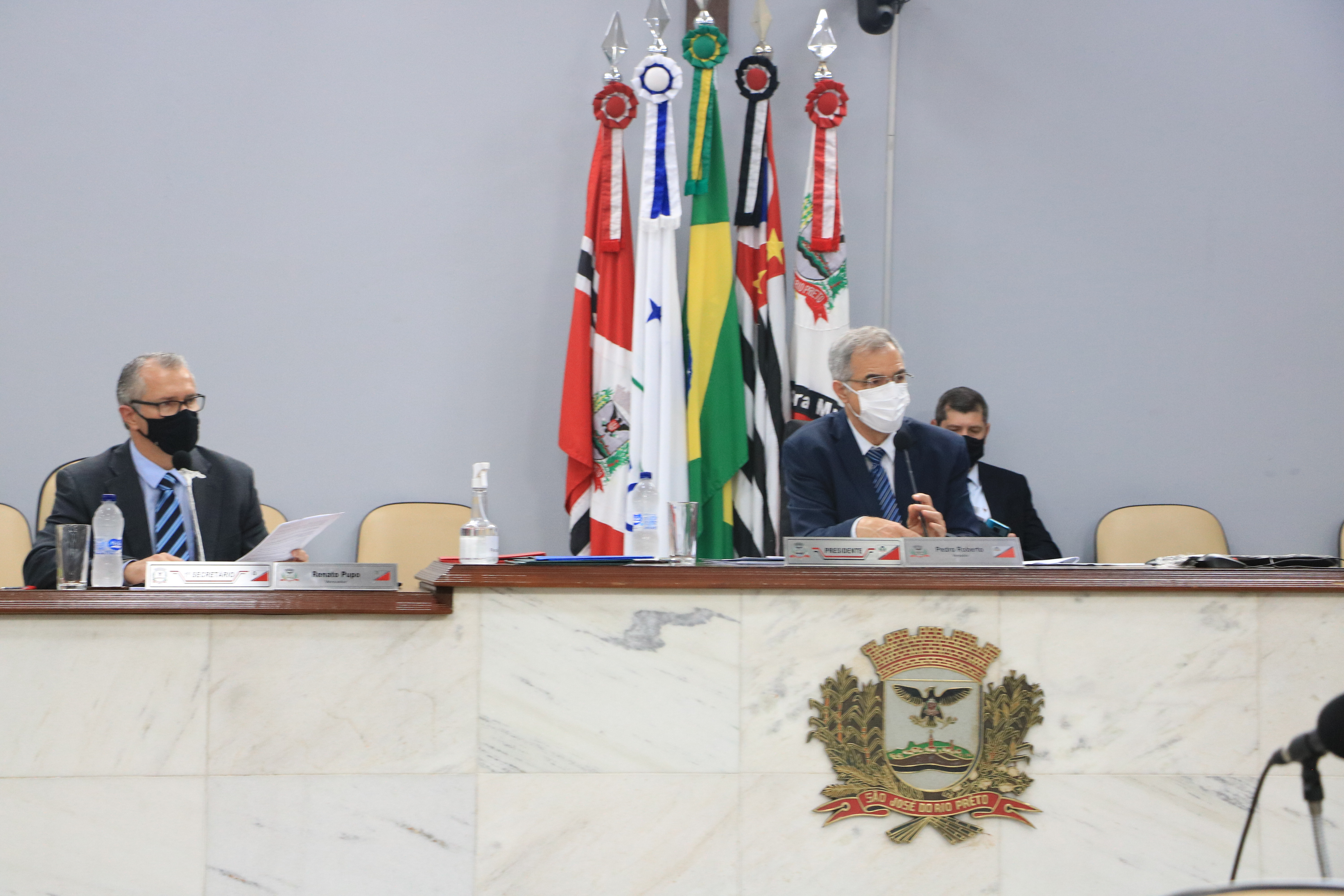 Câmara aprova sete projetos na 34ª Sessão Ordinária