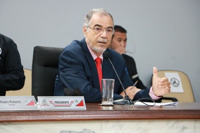 Câmara convoca audiência pública para debater projeto que cria cargos