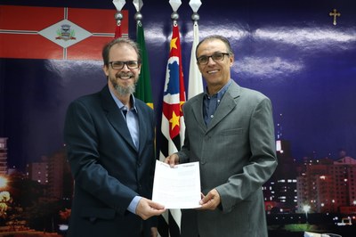 Câmara e Fatec assinam acordo de cooperação
