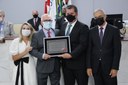 Câmara homenageia médico Paulo Bassan