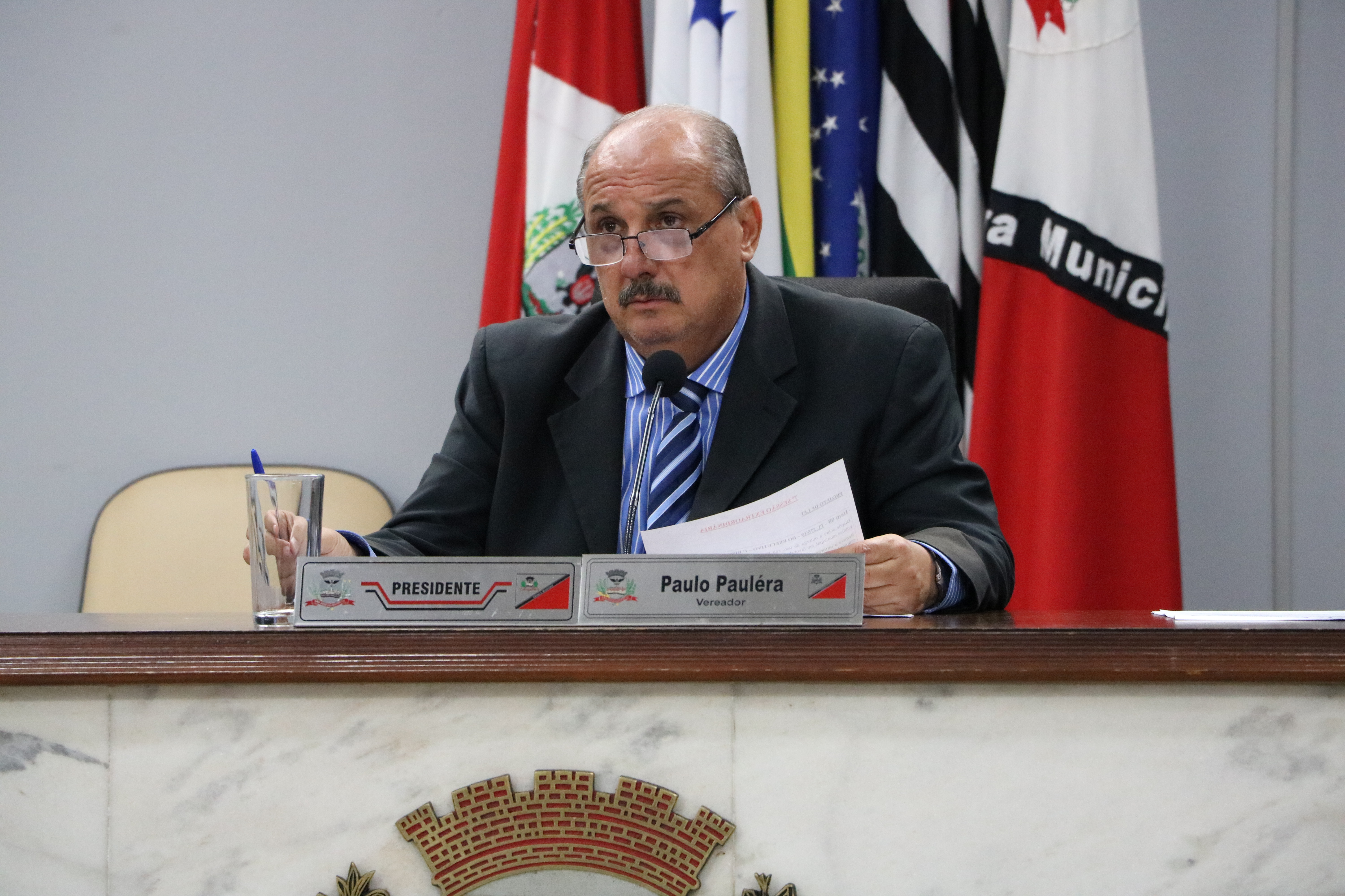 Plenário mantém vetos e aprova projetos de Lei e Lei Complementar