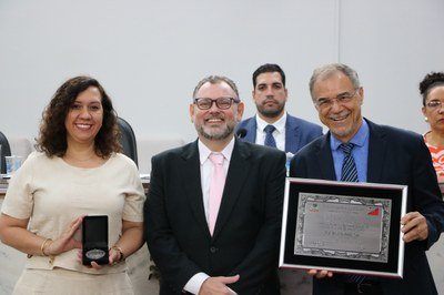 Câmara presta homenagem a João Paulo Vani
