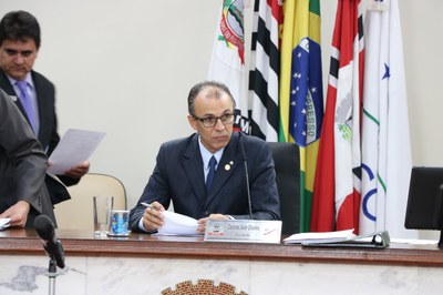 Câmara realiza audiência pública para debater criação de cargos