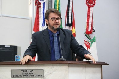 Câmara realiza audiências para debater merenda, Emurb e LDO