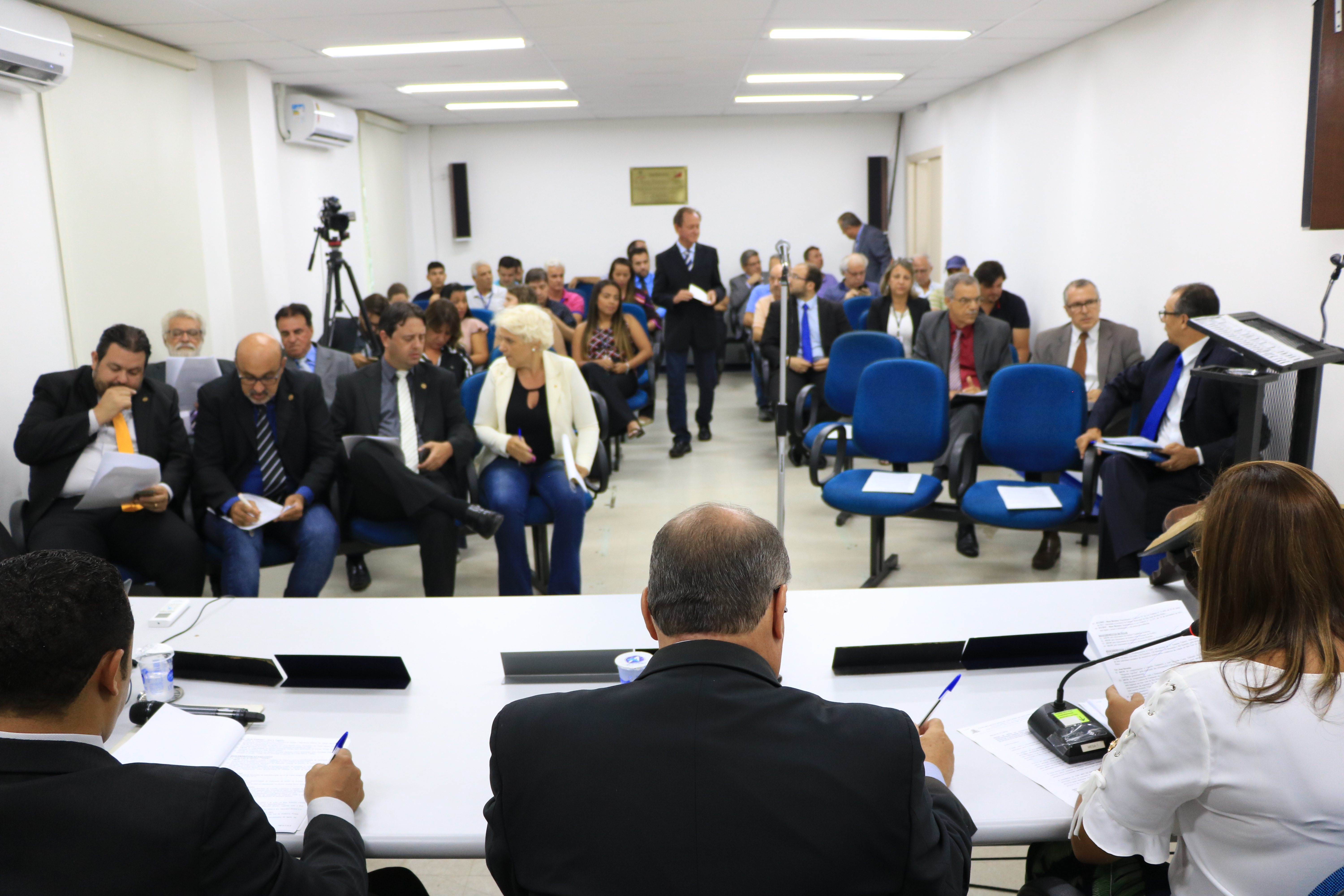 Câmara realiza primeiras sessões extraordinárias do ano