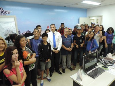 Câmara recebe alunos da rede estadual