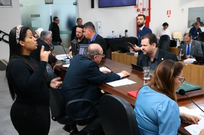 Câmara vota a exigência de antecedentes criminais