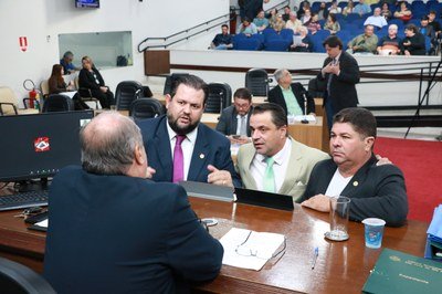 Câmara vota LDO 2024 e prorrogação do PPI na terça