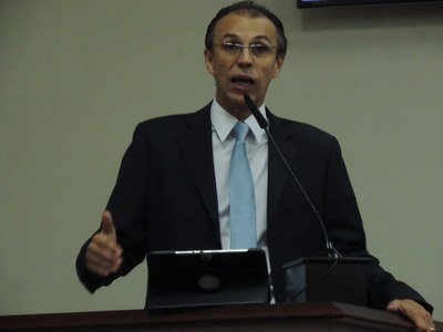 Câmara vota projeto que proíbe som em posto de combustível