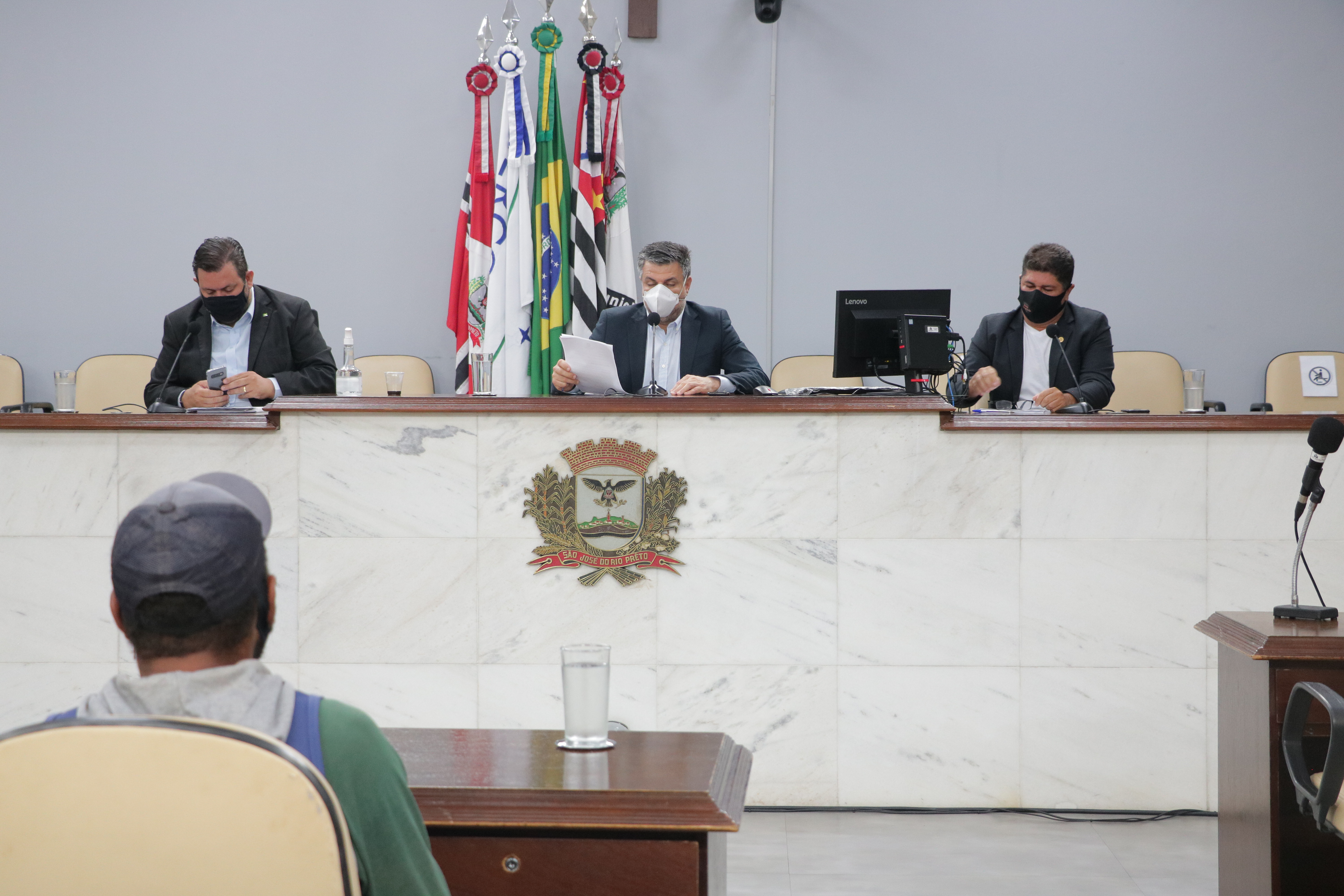 CEI das terceirizadas colhe depoimento de funcionário 