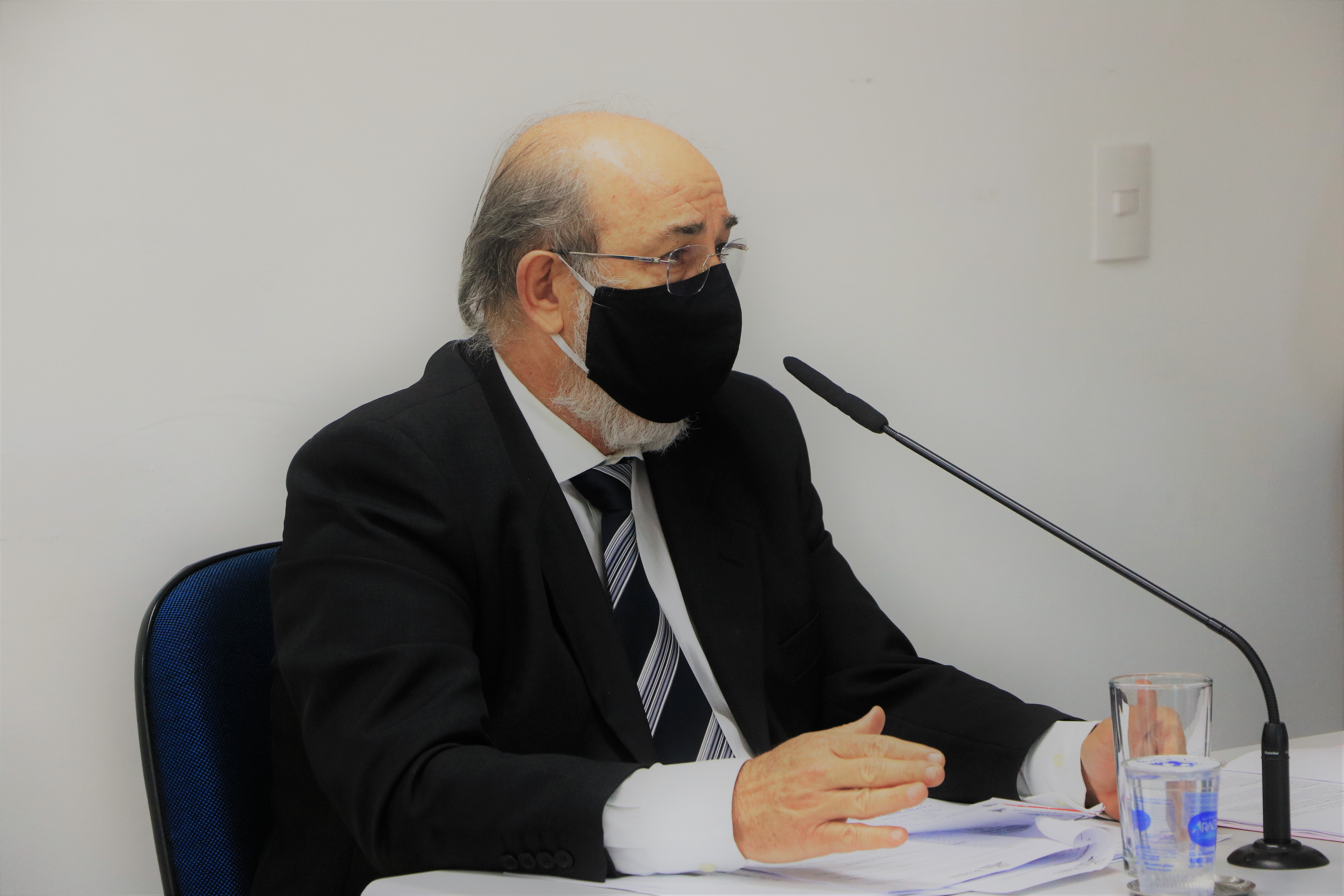 CEI das Terceirizadas faz oitiva com secretário de Administração