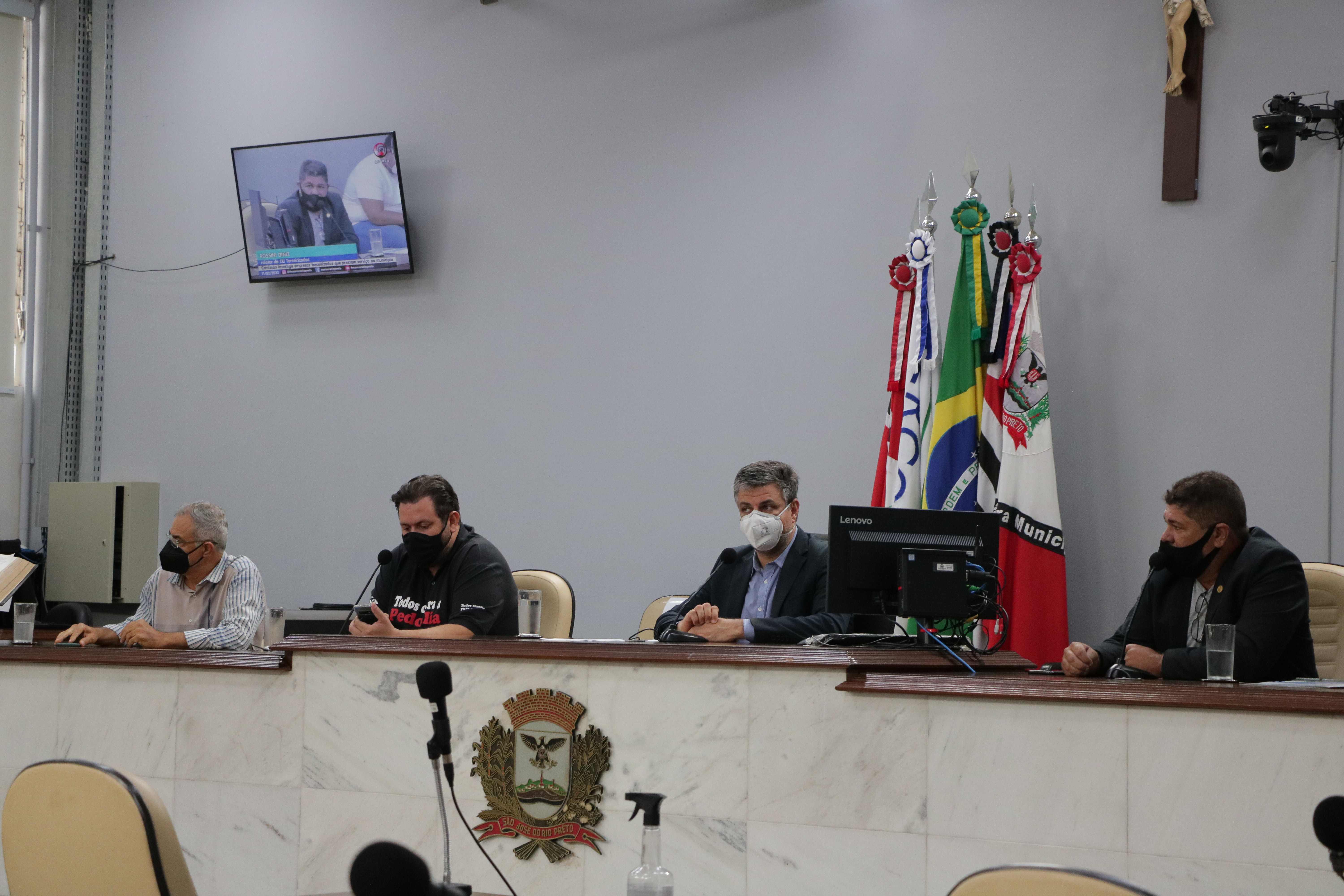CEI das terceirizadas: secretário não aparece pela 2ª vez