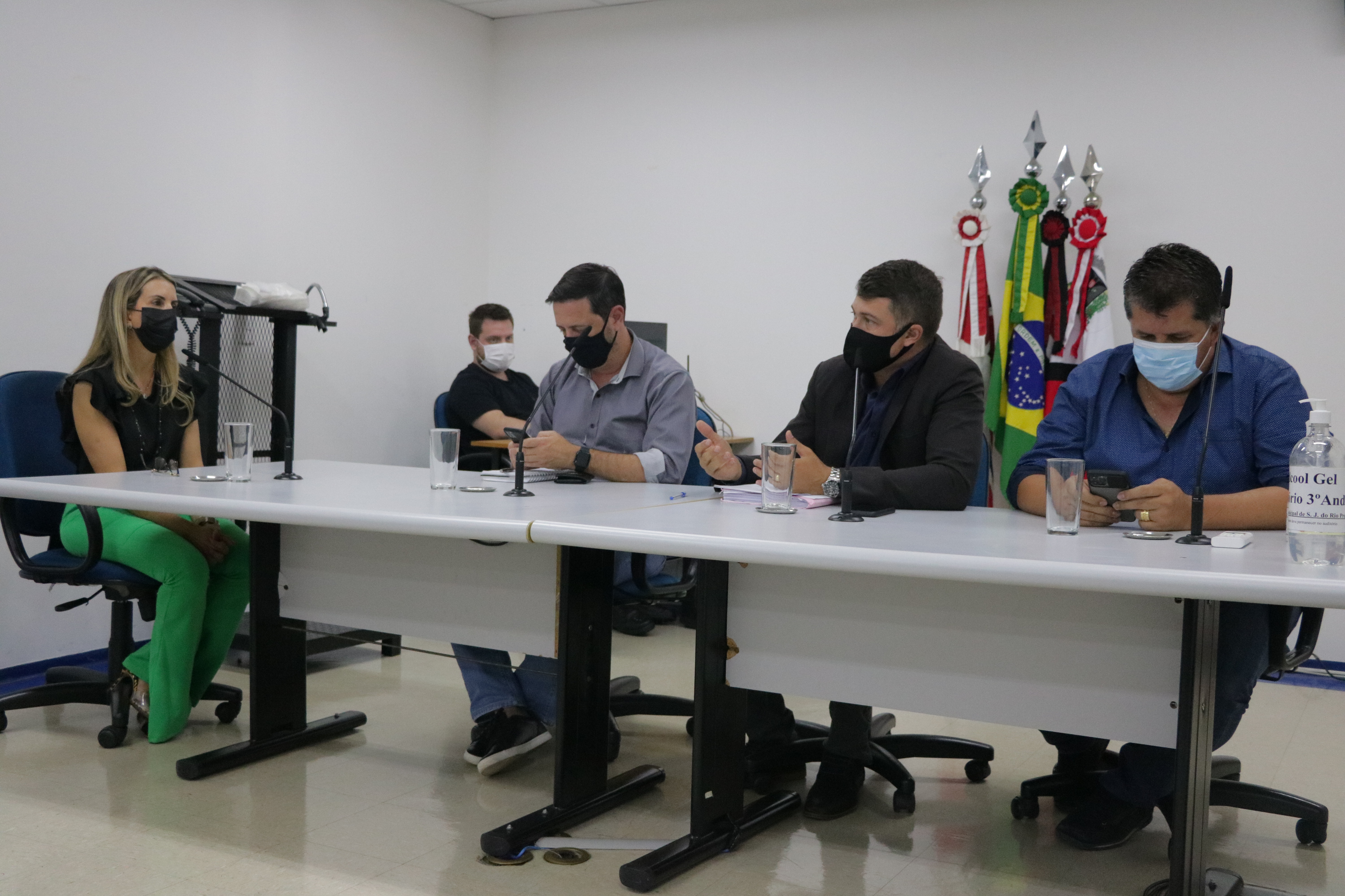 CEI do Transporte ouve infectologista