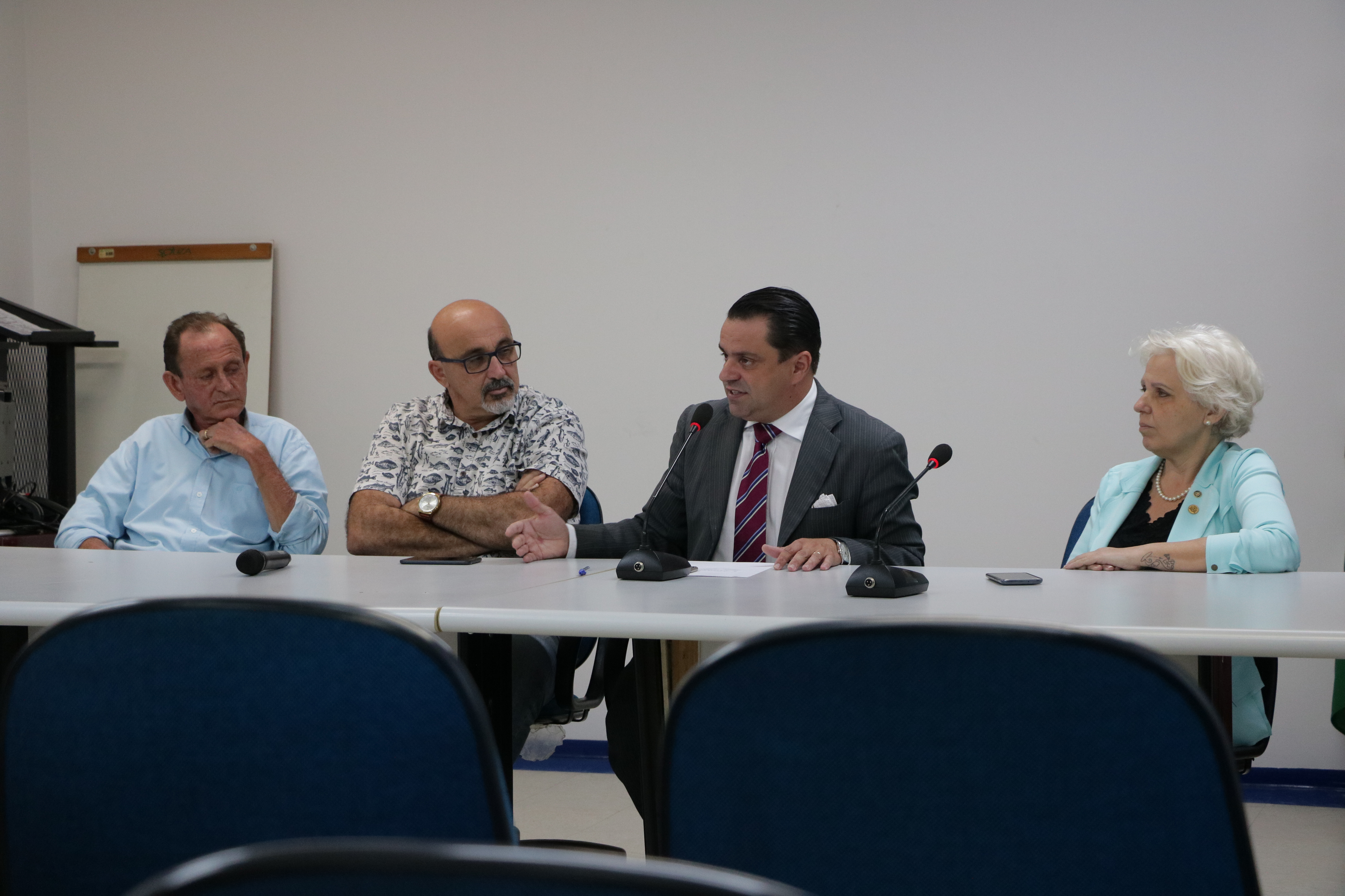 CEV da Saúde faz primeira reunião para traçar plano de trabalho
