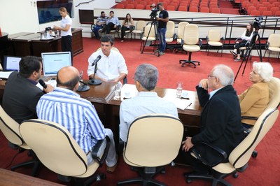 CEV da Saúde se reúne para debater problemas na rede municipal