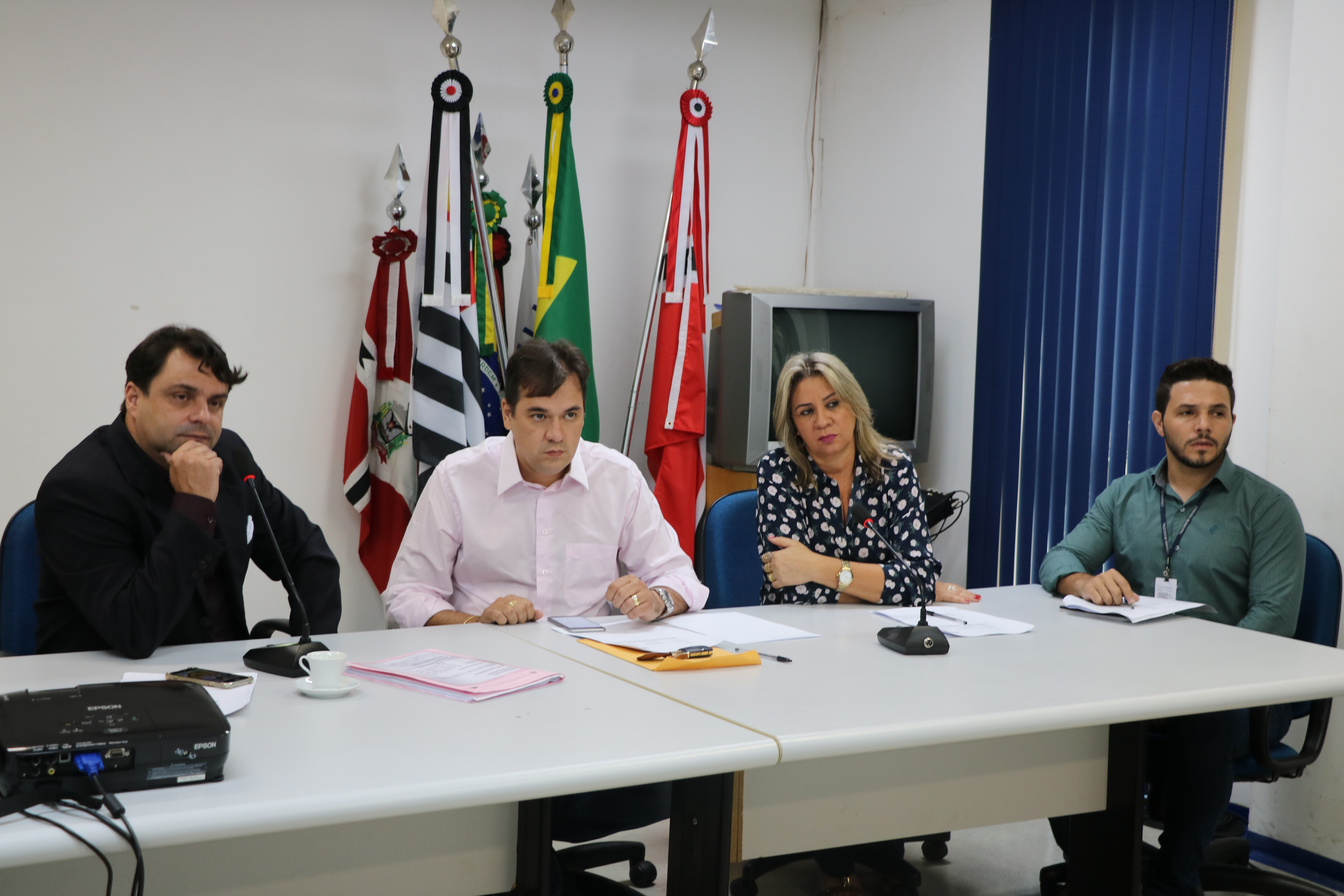 CEV dos Combustíveis realiza reunião para ouvir distribuidoras