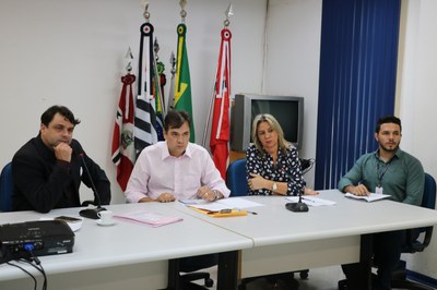 CEV dos Combustíveis realiza reunião para ouvir distribuidoras