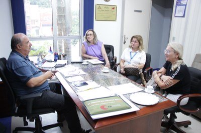 Colégio Santo André apresenta projeto social à Câmara