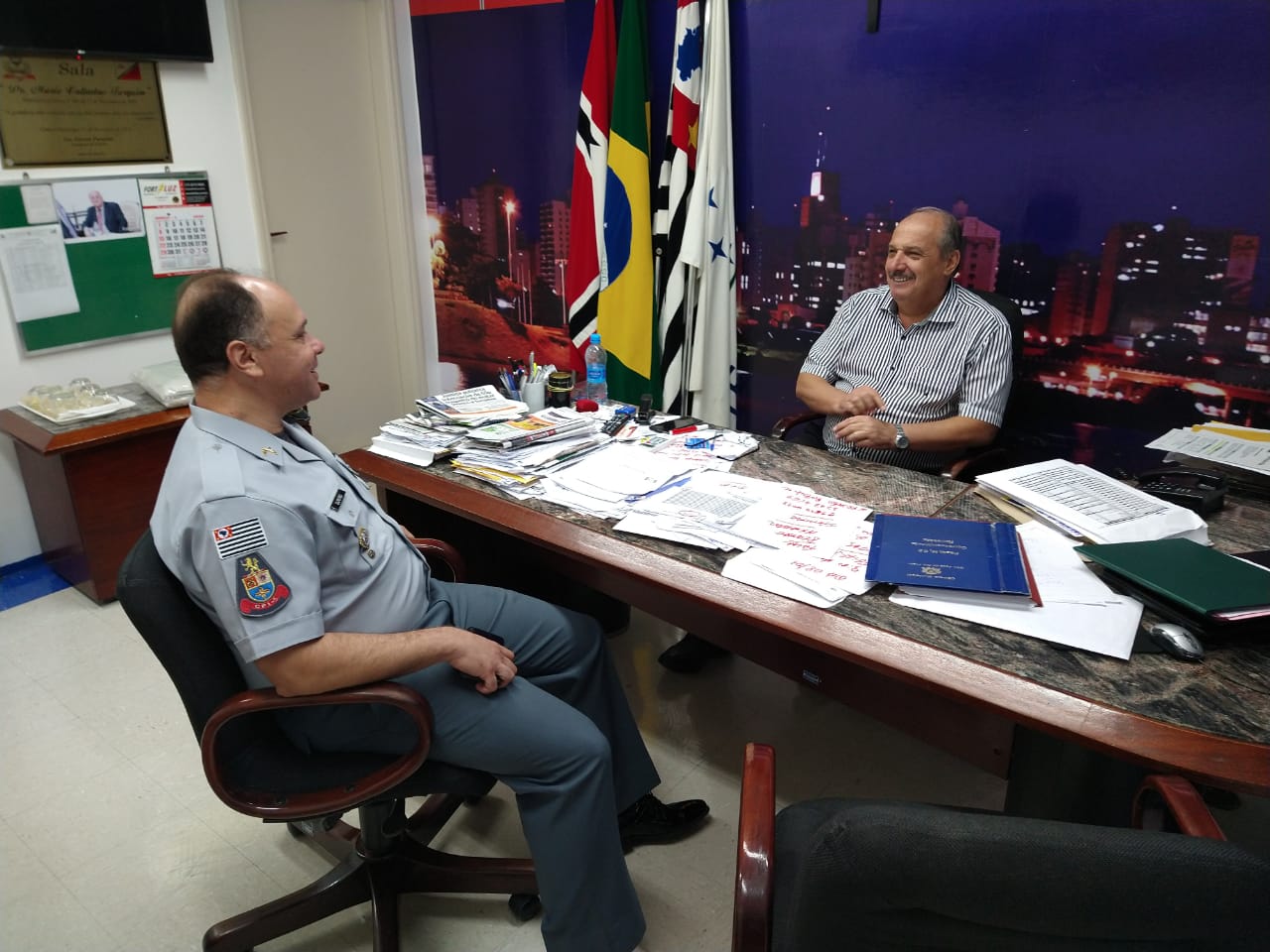 Comandante do CPI-5 visita presidência da Câmara