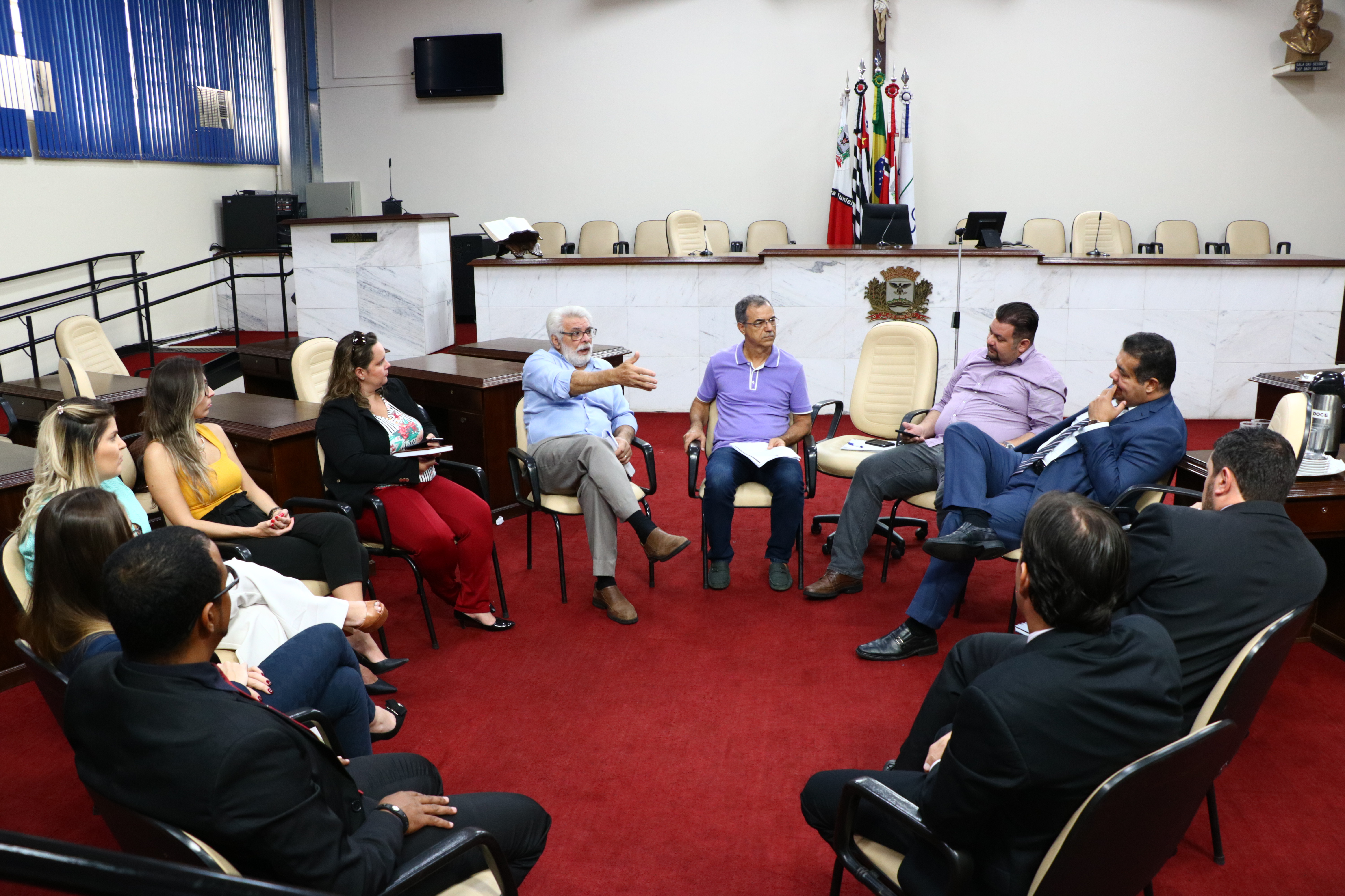 Comissão de Cidadania discute problemas em pontos de ônibus