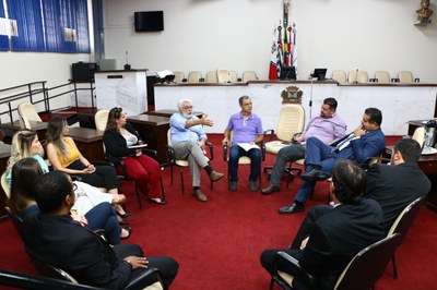 Comissão de Cidadania discute problemas em pontos de ônibus