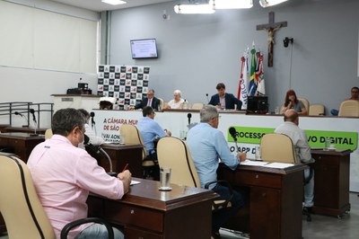 Comissão de Defesa do Meio Ambiente discute coleta de lixo