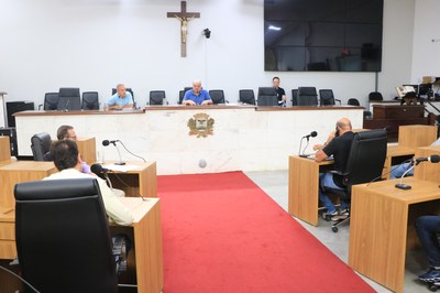 Obras faz audiência sobre vias em condomínios fechados